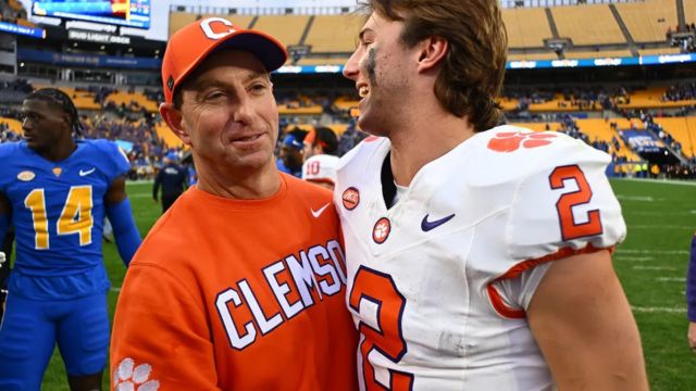 As College Football Evolves, Dabo Swinney Sticks to 'Old Way' but Learns to Adapt (1)